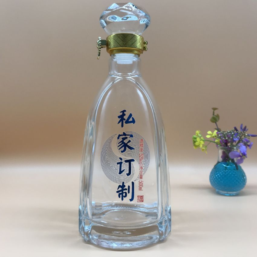 点击查看详细信息<br>标题：晶白瓶 阅读次数：1004
